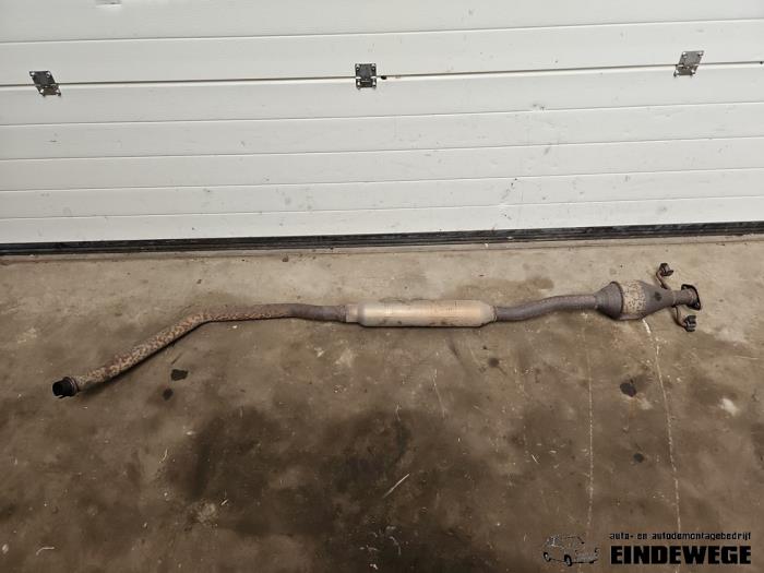 Used Front pipe + catalyst Suzuki SX4 (EY/GY) 1.5 16V Base,Comfort Price on request offered by Auto- en demontagebedrijf Eindewege