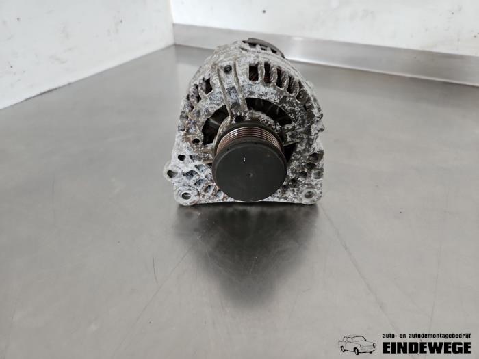 Usagé Dynamo Volkswagen Caddy II (9K9A) 1.9 SDI Prix € 35,00 Règlement à la marge proposé par Auto- en demontagebedrijf Eindewege