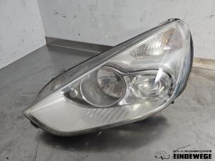 Usados Faro derecha Ford S-Max (GBW) 1.8 TDCi 16V Precio € 52,50 Norma de margen ofrecido por Auto- en demontagebedrijf Eindewege