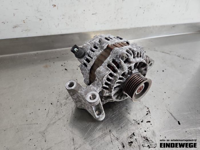 Begagnade Dynamo Ford Fusion 1.4 16V Pris € 35,00 Marginaltabell erbjuds av Auto- en demontagebedrijf Eindewege