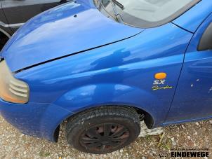 Gebrauchte Kotflügel links vorne Chevrolet Kalos (SF48) 1.4 16V Preis € 52,50 Margenregelung angeboten von Auto- en demontagebedrijf Eindewege