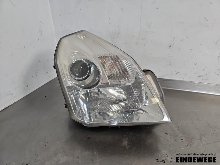 Używane Reflektor prawy Renault Vel Satis (BJ) 3.5 V6 24V Autom. Cena € 105,00 Procedura marży oferowane przez Auto- en demontagebedrijf Eindewege