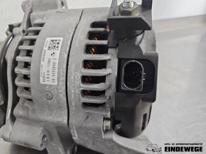 Begagnade Dynamo BMW 1 serie (F20) 118i 1.5 TwinPower 12V Pris € 35,00 Marginaltabell erbjuds av Auto- en demontagebedrijf Eindewege