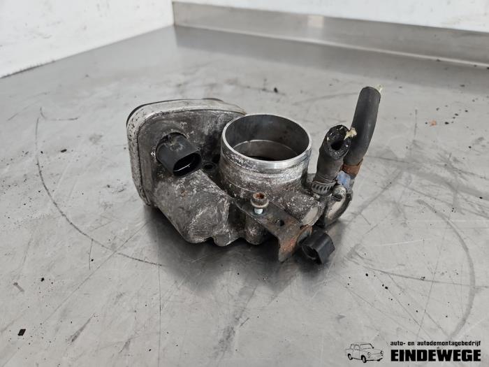 Usagé Boitier papillon Volkswagen Touran (1T1/T2) 2.0 FSI 16V Prix € 40,00 Règlement à la marge proposé par Auto- en demontagebedrijf Eindewege