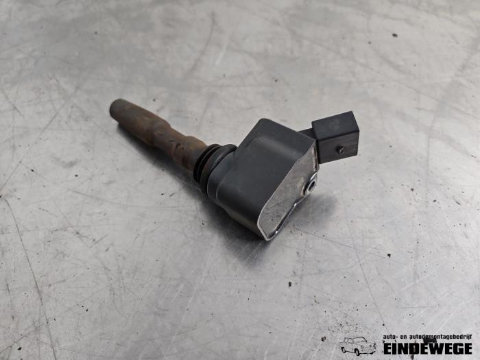 Usagé Bobine Skoda Fabia III Combi (NJ5) 1.2 TSI 16V Greentech Prix € 12,50 Règlement à la marge proposé par Auto- en demontagebedrijf Eindewege