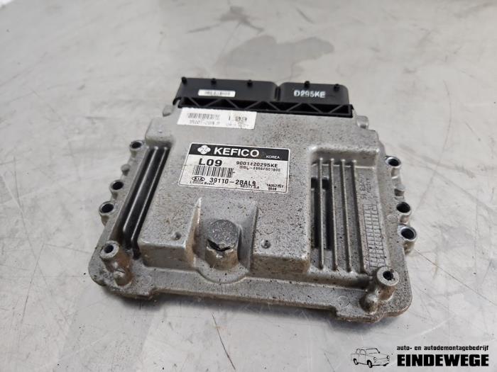 Engine management computer from a Kia Sportage (SL) 1.6 GDI 16V 4x2 2014