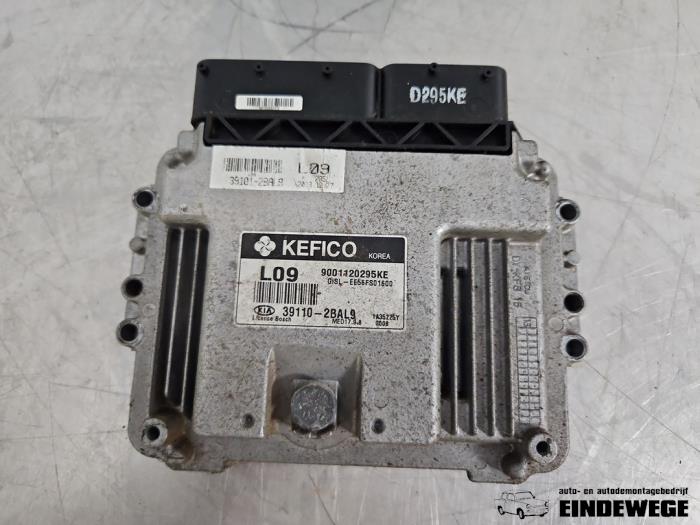 Engine management computer from a Kia Sportage (SL) 1.6 GDI 16V 4x2 2014
