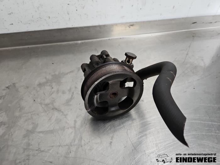 Usagé Pompe de direction Landrover Range Rover Sport (LS) 2.7 TDV6 24V Prix € 52,50 Règlement à la marge proposé par Auto- en demontagebedrijf Eindewege