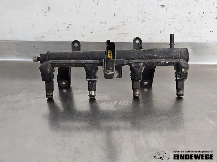 Usagé Système d'injection Peugeot 206 (2A/C/H/J/S) 1.4 XR,XS,XT,Gentry Prix € 50,00 Règlement à la marge proposé par Auto- en demontagebedrijf Eindewege
