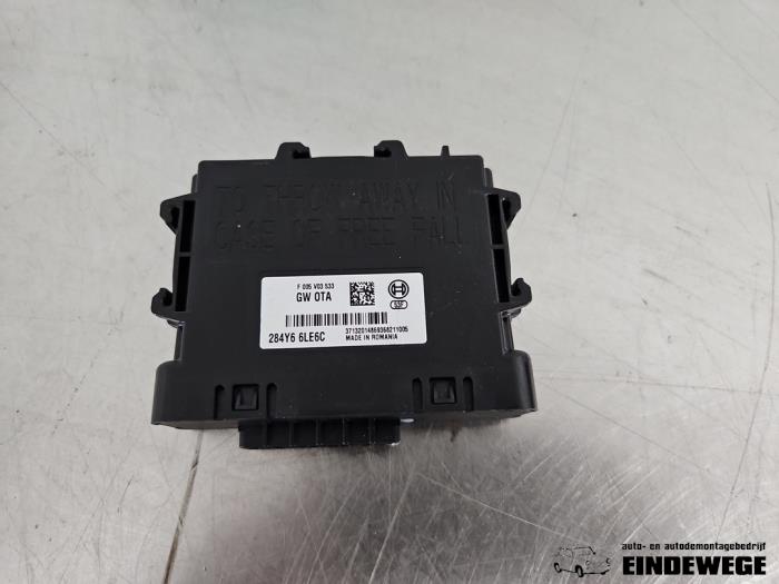 Usados Módulo Gateway Renault Captur II (RJB) 1.6 E-Tech 160 Precio € 105,00 Norma de margen ofrecido por Auto- en demontagebedrijf Eindewege