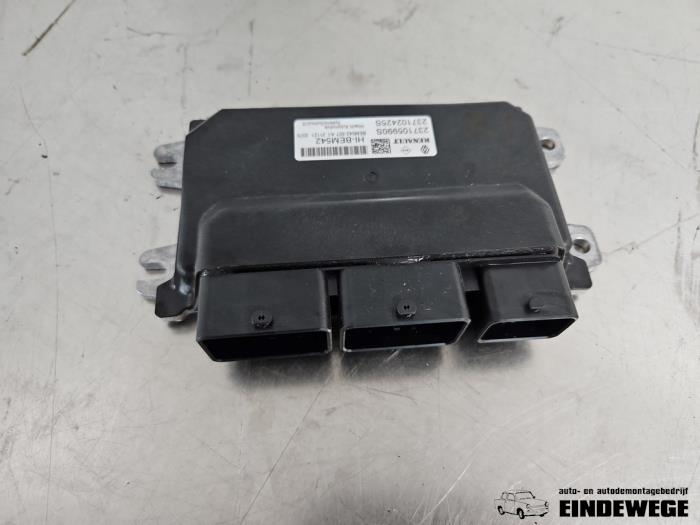 Used Injection computer Renault Captur II (RJB) 1.6 E-Tech 160 Price € 210,00 Margin scheme offered by Auto- en demontagebedrijf Eindewege