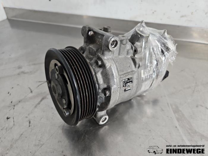 Usagé Pompe clim Seat Leon ST (5FF) 1.8 TSI Ecomotive 16V Prix € 63,50 Règlement à la marge proposé par Auto- en demontagebedrijf Eindewege