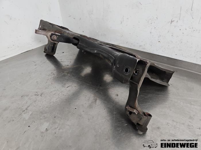 Subframe from a Seat Leon ST (5FF) 1.8 TSI Ecomotive 16V 2014
