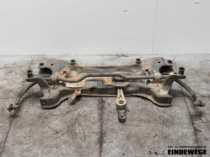 Used Subframe Volkswagen Caddy III (2KA,2KH,2CA,2CH) 2.0 TDI 16V Price € 78,50 Margin scheme offered by Auto- en demontagebedrijf Eindewege