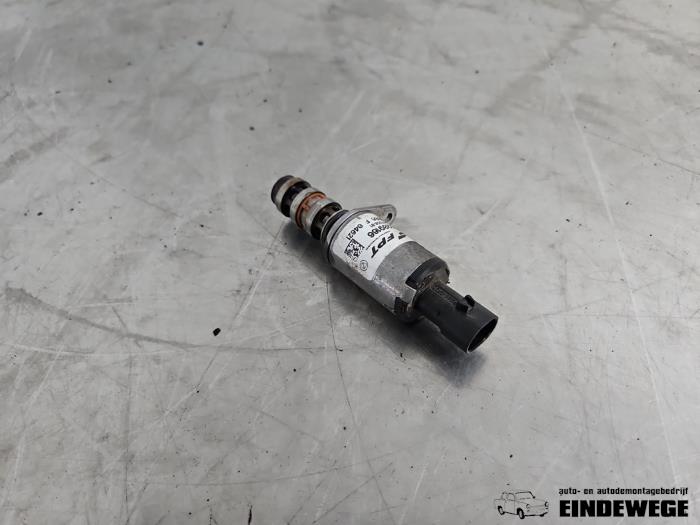 Begagnade Kamaxelsensor Ford Ka II 1.2 Pris € 25,00 Marginaltabell erbjuds av Auto- en demontagebedrijf Eindewege