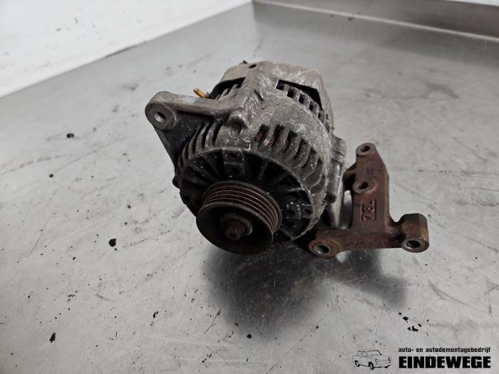Gebrauchte Dynamo Suzuki Wagon-R+ (SR) 1.0 16V Preis € 30,00 Margenregelung angeboten von Auto- en demontagebedrijf Eindewege