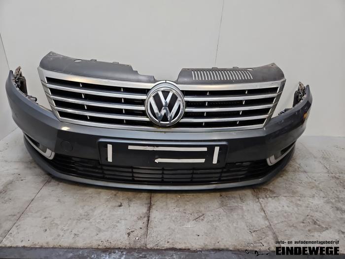 Usados Parachoques Volkswagen Passat (362) 2.0 TDI 16V 140 Precio € 360,00 Norma de margen ofrecido por Auto- en demontagebedrijf Eindewege