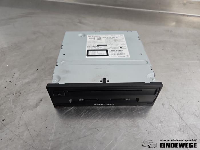 Usagé Module navigation Seat Leon ST (5FF) 1.8 TSI Ecomotive 16V Prix € 338,50 Règlement à la marge proposé par Auto- en demontagebedrijf Eindewege