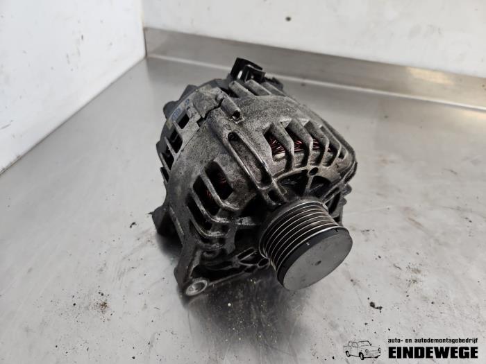 Usagé Dynamo Mazda 2 (DE) 1.4 CDVi 16V Prix € 35,00 Règlement à la marge proposé par Auto- en demontagebedrijf Eindewege