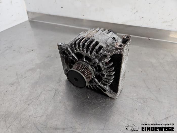 Begagnade Dynamo Mercedes B (W245) 1.7 B-180 16V Pris € 315,00 Marginaltabell erbjuds av Auto- en demontagebedrijf Eindewege