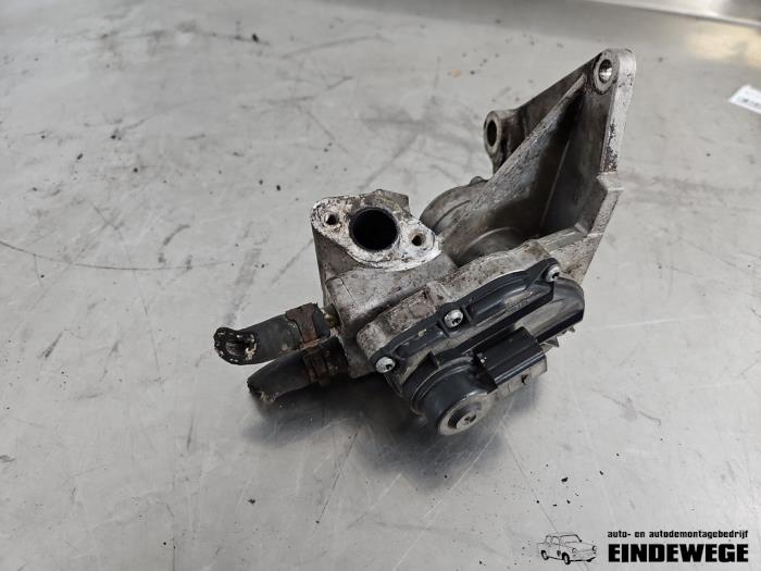 Gebrauchte AGR Ventil Volkswagen Touran (1T1/T2) 2.0 FSI 16V Preis € 35,00 Margenregelung angeboten von Auto- en demontagebedrijf Eindewege
