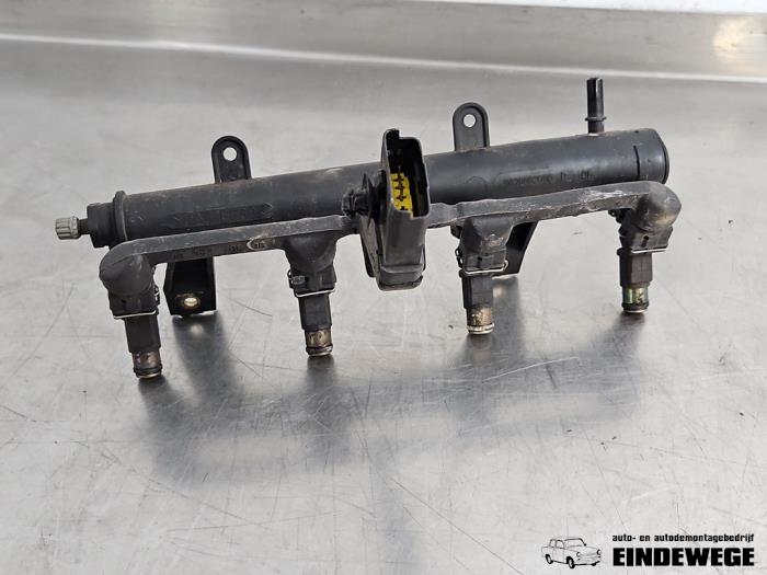 Usagé Système d'injection Peugeot 206 (2A/C/H/J/S) 1.4 XR,XS,XT,Gentry Prix € 50,00 Règlement à la marge proposé par Auto- en demontagebedrijf Eindewege
