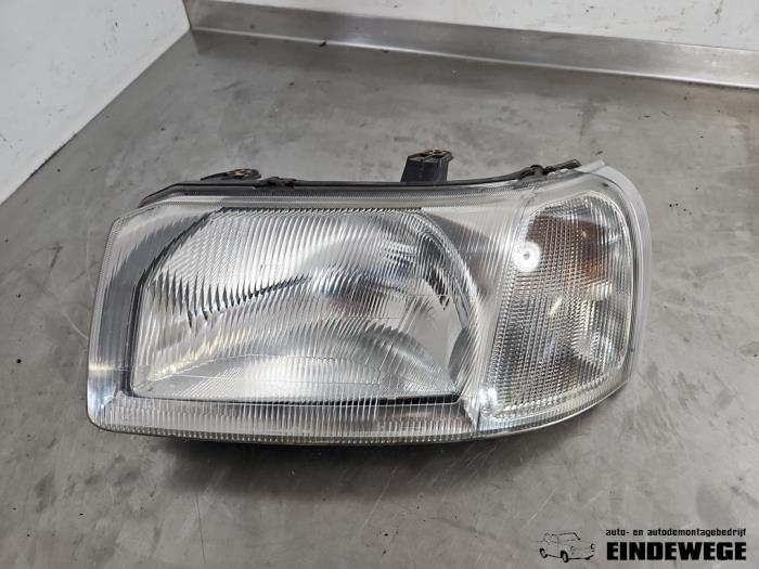 Gebrauchte Scheinwerfer links Landrover Freelander Hard Top 2.0 td4 16V Preis € 35,00 Margenregelung angeboten von Auto- en demontagebedrijf Eindewege