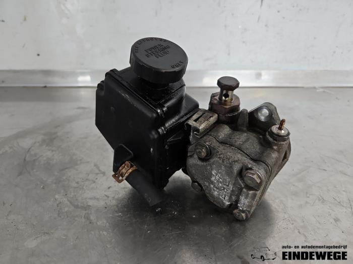 Usagé Pompe direction assistée Saab 9-3 Sport Estate (YS3F) 1.8t 16V Prix € 52,50 Règlement à la marge proposé par Auto- en demontagebedrijf Eindewege