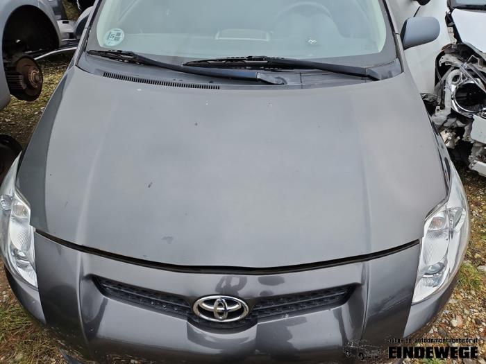 Używane Maska Toyota Auris (E15) 2.0 D-4D-F 16V Cena € 105,00 Procedura marży oferowane przez Auto- en demontagebedrijf Eindewege