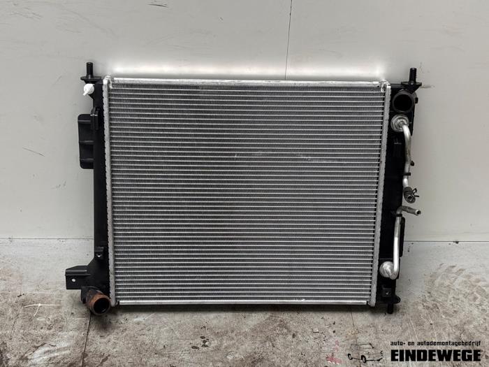 Usagé Radiateur Kia Soul I (AM) 1.6 CRDi 16V Prix € 52,50 Règlement à la marge proposé par Auto- en demontagebedrijf Eindewege