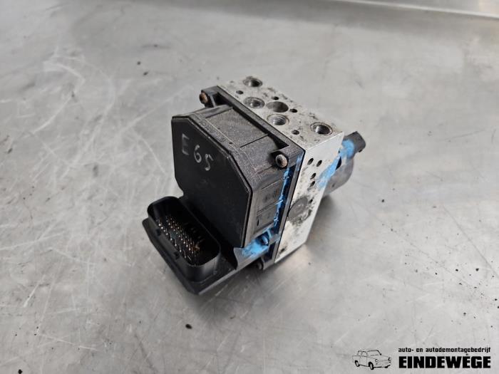 Używane Pompa ABS BMW 7 serie (E65/E66/E67) 745i,Li 4.4 V8 32V Cena € 367,50 Procedura marży oferowane przez Auto- en demontagebedrijf Eindewege