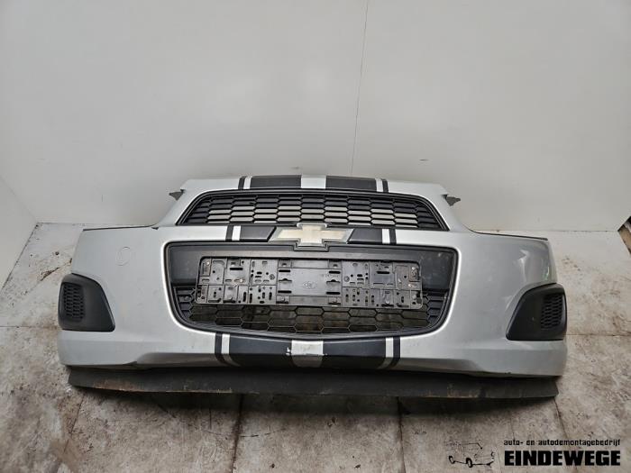 Grille de pare-choc avant pour Chevrolet Aveo Sdn/hatchback T300 2011