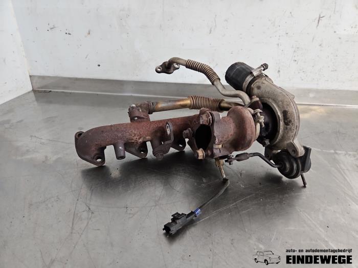 Turbo van een Kia Cee'd (EDB5) 1.6 CRDi 16V 2011