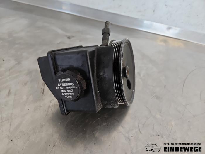 Usagé Pompe de direction Volvo V70 (GW/LW/LZ) 2.5 10V Prix € 52,50 Règlement à la marge proposé par Auto- en demontagebedrijf Eindewege