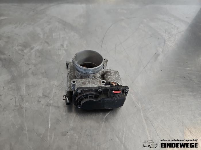 Usagé Boitier papillon Mazda 5 (CR19) 2.0i 16V Prix € 35,00 Règlement à la marge proposé par Auto- en demontagebedrijf Eindewege