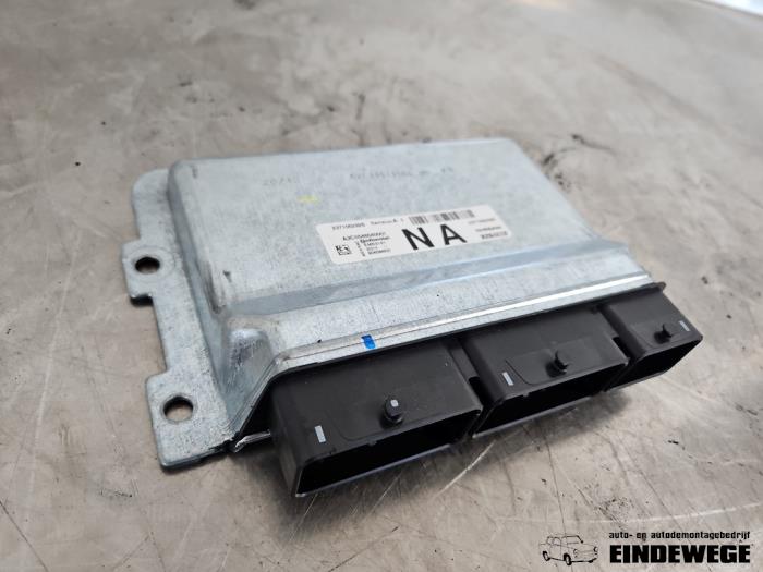 Usagé Ordinateur gestion moteur Renault Twingo III (AH) 1.0 SCe 65 12V Prix € 157,50 Règlement à la marge proposé par Auto- en demontagebedrijf Eindewege