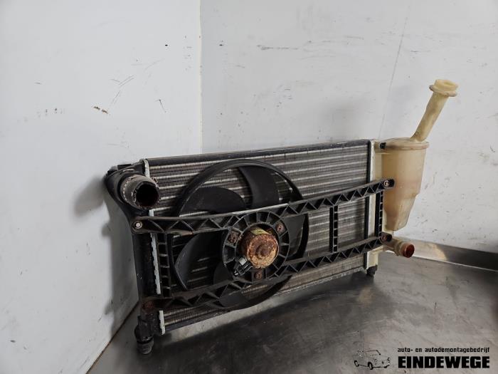 Usagé Radiateur Fiat Panda (169) 1.1 Fire Prix € 30,00 Règlement à la marge proposé par Auto- en demontagebedrijf Eindewege