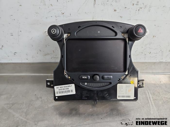 Begagnade Innerdisplay Mini Mini Cooper S (R53) 1.6 16V Pris € 157,50 Marginaltabell erbjuds av Auto- en demontagebedrijf Eindewege