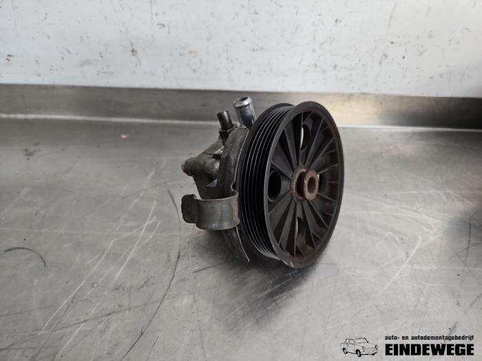 Usagé Pompe direction assistée Volvo S60 I (RS/HV) 2.4 20V 140 Prix € 52,50 Règlement à la marge proposé par Auto- en demontagebedrijf Eindewege