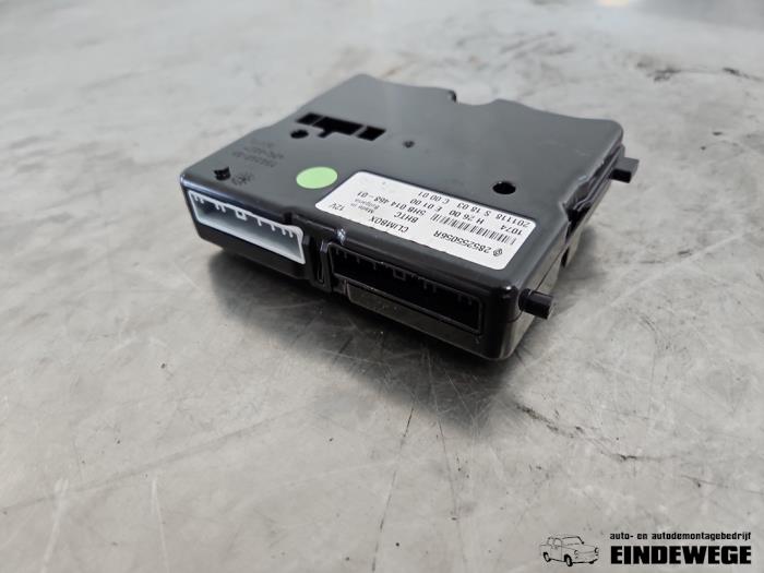 Używane Modul climatronic Renault Twingo III (AH) 1.0 SCe 65 12V Cena € 35,00 Procedura marży oferowane przez Auto- en demontagebedrijf Eindewege