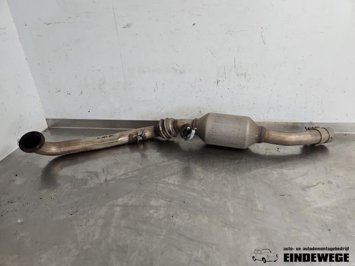 Used Front pipe + catalyst Mercedes A (W169) 2.0 A-200 CDI 16V 5-Drs. Price on request offered by Auto- en demontagebedrijf Eindewege