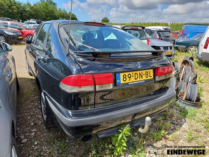 Begagnade Baklucka Saab 9-3 I (YS3D) 2.0 SE Turbo 16V Pris € 105,00 Marginaltabell erbjuds av Auto- en demontagebedrijf Eindewege