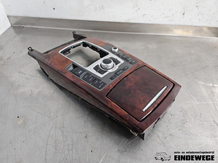 Used On-board computer controller Audi A6 (C6) 3.0 TDI V6 24V Quattro Price € 52,50 Margin scheme offered by Auto- en demontagebedrijf Eindewege