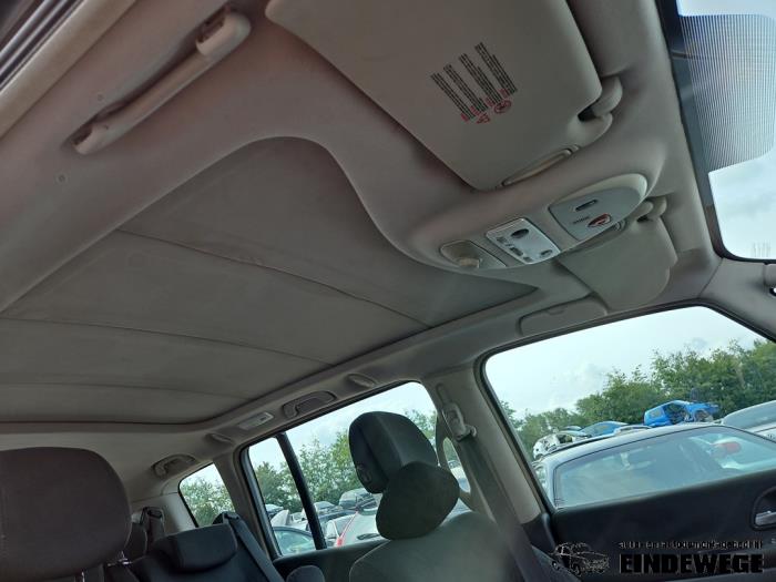 Używane Podsufitka Renault Espace (JK) 2.0 16V Cena na żądanie oferowane przez Auto- en demontagebedrijf Eindewege