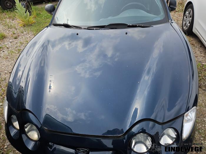 Używane Maska Hyundai Coupe 2.0i 16V Cena € 105,00 Procedura marży oferowane przez Auto- en demontagebedrijf Eindewege