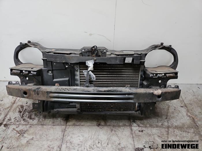 Używane Panel przedni Seat Arosa (6H1) 1.0 MPi Cena € 100,00 Procedura marży oferowane przez Auto- en demontagebedrijf Eindewege