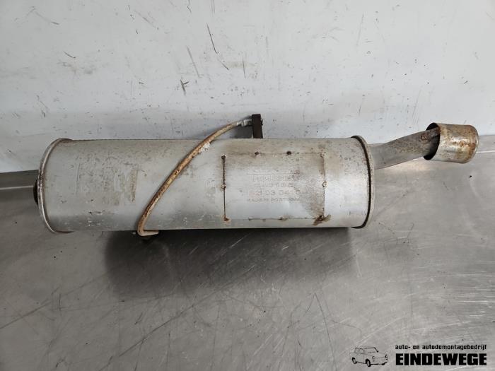 Gebrauchte Auspuff Enddämpfer Peugeot 206 CC (2D) 1.6 16V Preis € 35,00 Margenregelung angeboten von Auto- en demontagebedrijf Eindewege