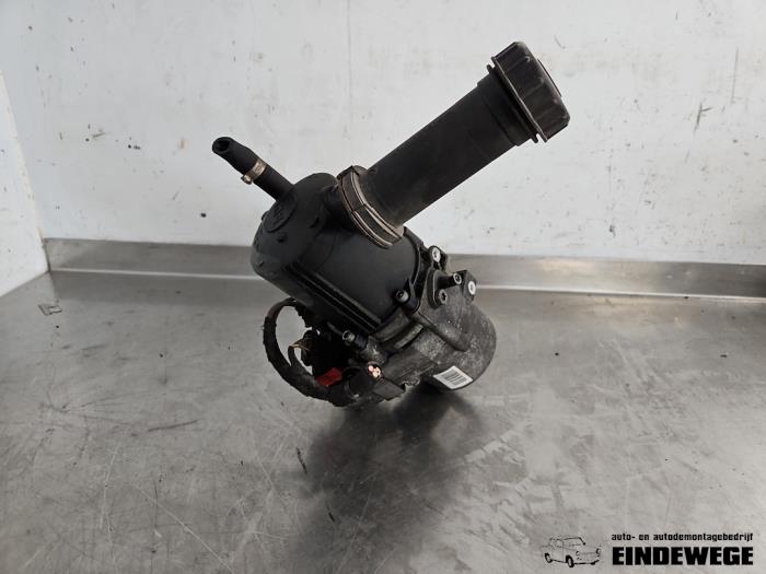 Usagé Pompe direction assistée Peugeot 307 SW (3H) 2.0 16V Prix € 52,50 Règlement à la marge proposé par Auto- en demontagebedrijf Eindewege