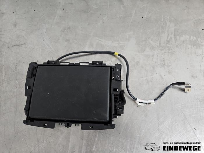 Begagnade Innerdisplay Peugeot 308 (4A/C) 1.6 VTI 16V Pris € 105,00 Marginaltabell erbjuds av Auto- en demontagebedrijf Eindewege