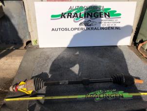 Begagnade Drivaxel, höger fram Smart Forfour (454) 1.5 16V Pris € 24,99 Marginaltabell erbjuds av Autosloperij Kralingen B.V.
